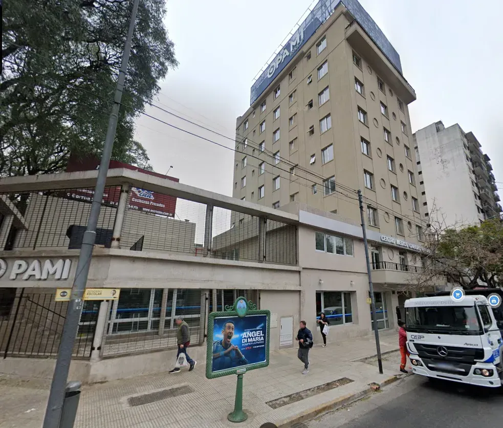 Cabildo 4355 (Centro Médico PAMI)