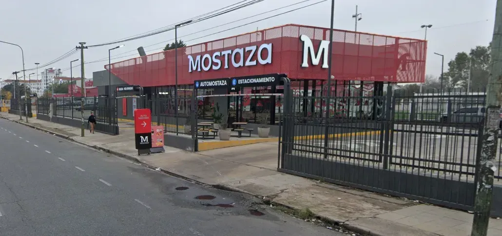 Dr Luis Guemes 498 (Local Mostaza)